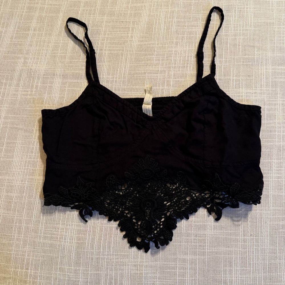 Intimately Free People Black Lace Trim Smocked Crop Top Cami Small OB408800